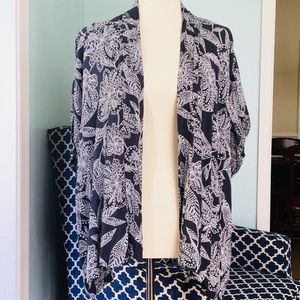 NWOT • Ann Taylor Loft • Abstract Floral Kimono